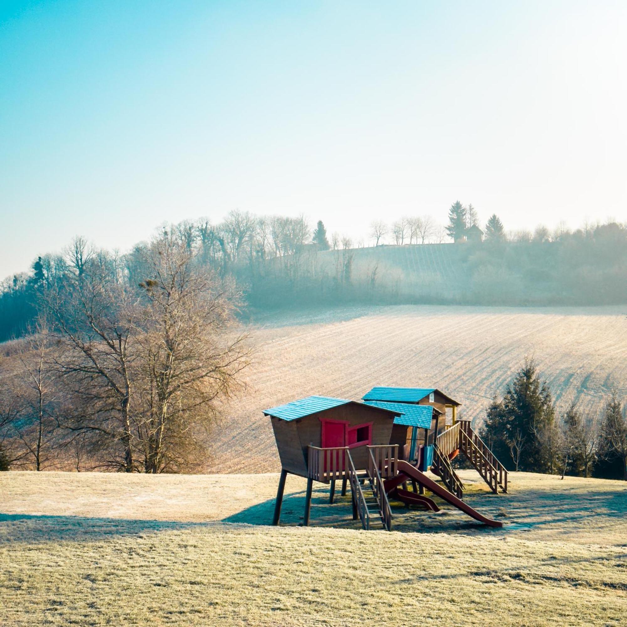 Bed&Breakfast Vinarija Coner Bjelovar Exterior photo